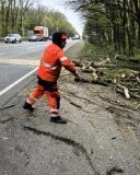 Вінницькі дорожники ліквідовують наслідки негоди на міжнародній трасі