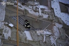 Ворог вдарив по багатоповерхівці в Одесі