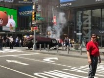 Автомобіль врізався у перехожих на Таймс-сквер у Нью-Йорку