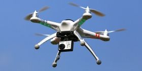 В Україні заборонили польоти дронів над дорогами та вулицями