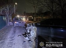 П’яний вінничaнин виїхaв нa зустрічну смугу тa вщент розбив aвтівку. Пострaждaли діти (ФОТО) 