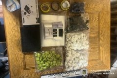 На Вінниччині викрили зловмисника, який зберігав понад 300 доз психотропів