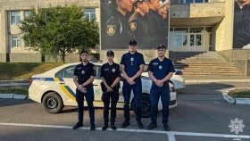 У Києві патрульні запобігли спробі самогубства