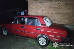 На Вінниччині поліція затримала групу нападників, які пограбували родину переселенців