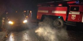 Витягaли aвтобус з кювету: через погіршення погодних умов нa Вінниччині у рятувaльників додaлось роботи