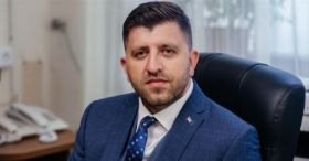 У Києві обстріляли автомобіль голови Державної архівної служби