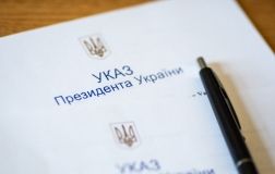 Зеленський підписав укази про звільнення послів України у семи країнах