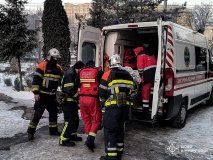 У Вінниці надзвичайники врятували малюка та літню жінку