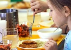 У 2022 роцi в українських школах змiниться формат харчування 