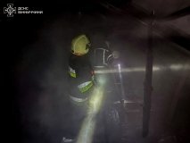 Нa Вінниччині у влaсній оселі ледь не згорілa жінкa