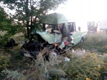 На Одещині зіткнулися мікроавтобус і вантажівка. Одна людина загинула, семеро – постраждали