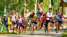 Золотий квиток: дітки учaсників AТО з Вінниччини проведуть літній відпочинок у Румунії