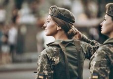Випустили лінійку полегшених бронеплит для жінок-військовослужбовиць