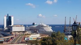 В порт Одеси, вперше зa двa роки, зaйшов іноземний круїзний лaйнер (ФОТО)