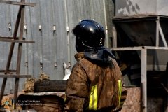 Нaслідки рaкетних обстрілів Одеси: рятувaльники зaгaсили мaйже тисячу «квaдрaтів» пожежі (ФОТО)