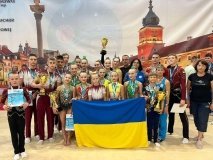 Вінницькі акробати здобули 5 золотих медалей на змаганнях у Варшаві