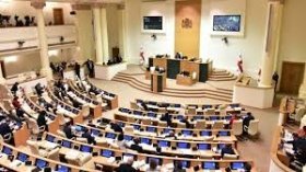 Парламент Грузії провалив закон про "іноагентів" після протестів