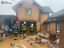 Рятувальники Вінниччини ліквідували займання в гаражі смт Сутиски Вінницького району