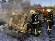 На Вінниччині в один день згоріло дві автівки (ФОТО)