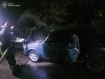 На Вінниччині спалахнула стара автівка