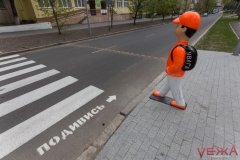 На вулицях Вінниці побільшає помаранчевих хлопчиків