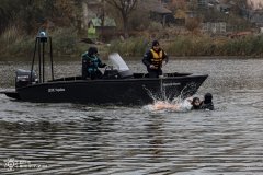 Рятувальники ДСНС у Вінниці провели навчання з порятунку на воді для майбутніх надзвичайників