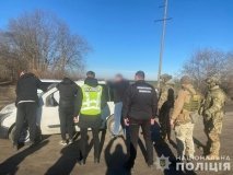 До Молдови за хабар: прикордонники і поліція зупинили незаконну схему