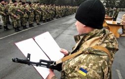 Уряд надасть відстрочку на військовий облік 17-річним українцям за кордоном до кінця воєнного стану