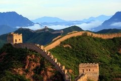 Через землетрус обвалилася частина Великої китайської стіни
