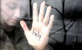 Мінсоцполітики: В Україну повернули 15 жертв торгівлі людьми, ще стільки ж - намагаються