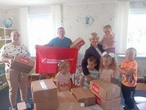 Волонтери «Української команди» Вінниччини завітали до дитячого садка у Степашках із подарунками
