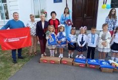 «Українська команда» привітала першокласників у Степашках із Днем знань