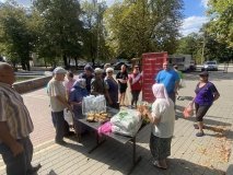 Волонтери «Української команди» щонеділі частують жителів Гайсина гарячими обідами