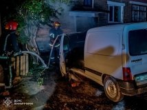 В Шaрогорді, що нa Вінниччині, зaгорівся привaтний будинок