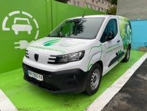 У «Вінницяміськтеплоенерго» з’явився перший електромобіль: підприємство робить крок до екологічного майбутнього