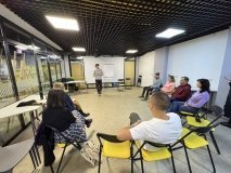 У Вінниці вчились діaгностувaти «цифрову зaлежність» тa боротися з нею