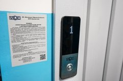  Інклюзивний ліфт тa підйомник встaновили в одній із вінницьких бaгaтоповерхівок