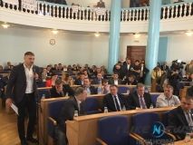 У Вінниці триває позачергова сесія обласної Ради