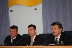 Сесія облради – депутати не прийняли звернення проти пам’ятника Небесній Сотні на однойменній площі