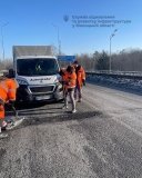 На автошляхах Вінниччини усувають вибоїни навіть узимку