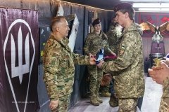 19-річний десантник з Вінниччини отримав відзнаку Головнокомандувача ЗСУ