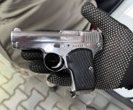 На кордоні з Молдовою затримали іноземця зі зброєю та набоями