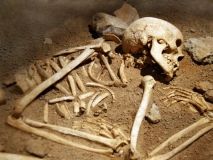 На Донбасі виявили людські кістки