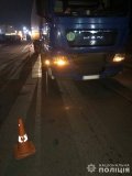 Смертельна аварія у Вінниці: водій вантажівки збив пішохода 