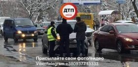 У Києві трапилась потрійна ДТП (Фото)