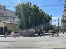 У центрі Вінниці облаштовують безбар’єрний простір та розширюють тротуари