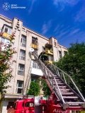 У Вінниці рятувальники через вікно потрапили до квартири та допомогли літній жінці