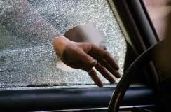 Два молодики на Вінниччині викрали автомобіль, бо в їм треба були запчастини для свого несправного