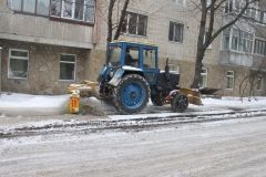 Більше півсотні одиниць техніки та 600 людей розчищали Вінницю від снігу