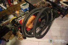 У Вінниці розшукали двох крадіїв: один поцупив гаманець на вокзалі, інший — електровелосипед